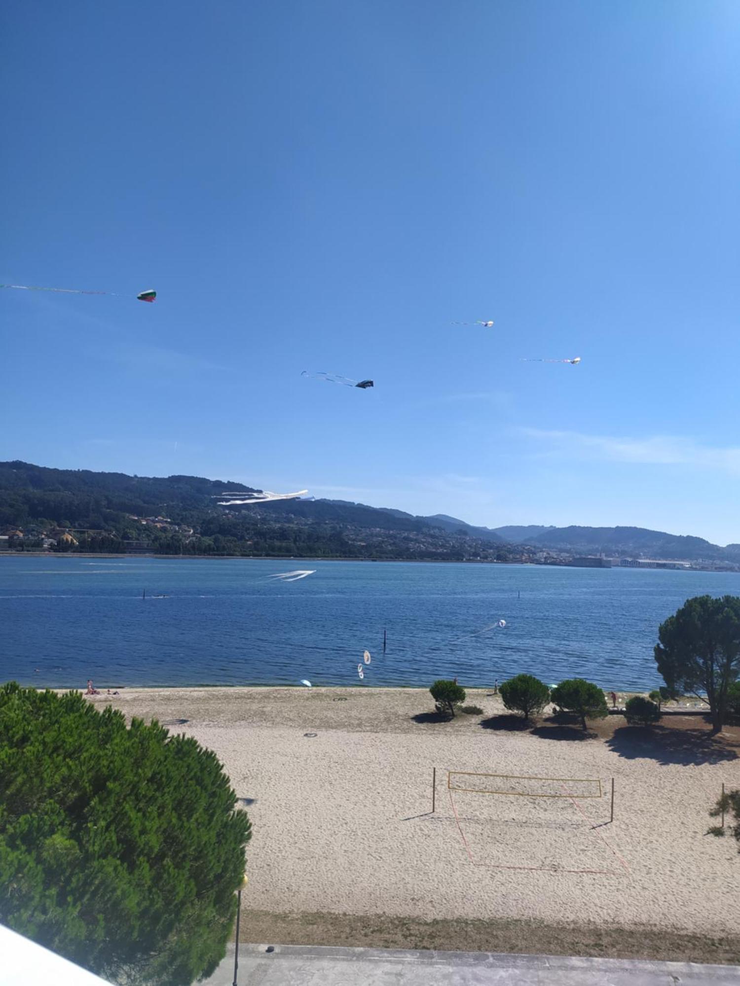 Lourido Playa Apartment Pontevedra Bagian luar foto